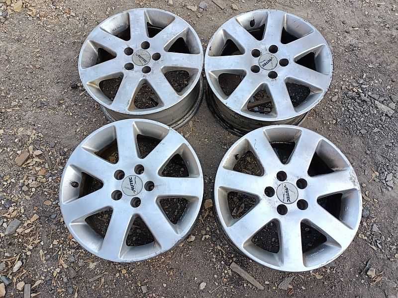 Продам оригинальные легкосплавные диски фирмы "Autec"