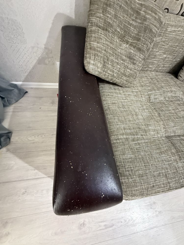 Недорого продам диван