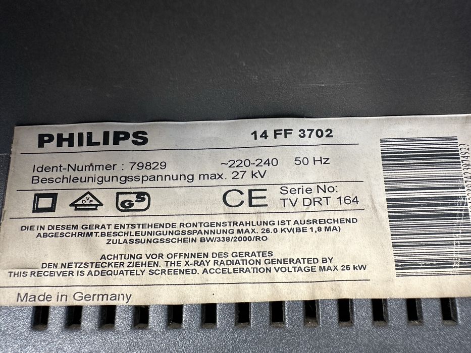 Televizor Philips cu tub si telecomanda