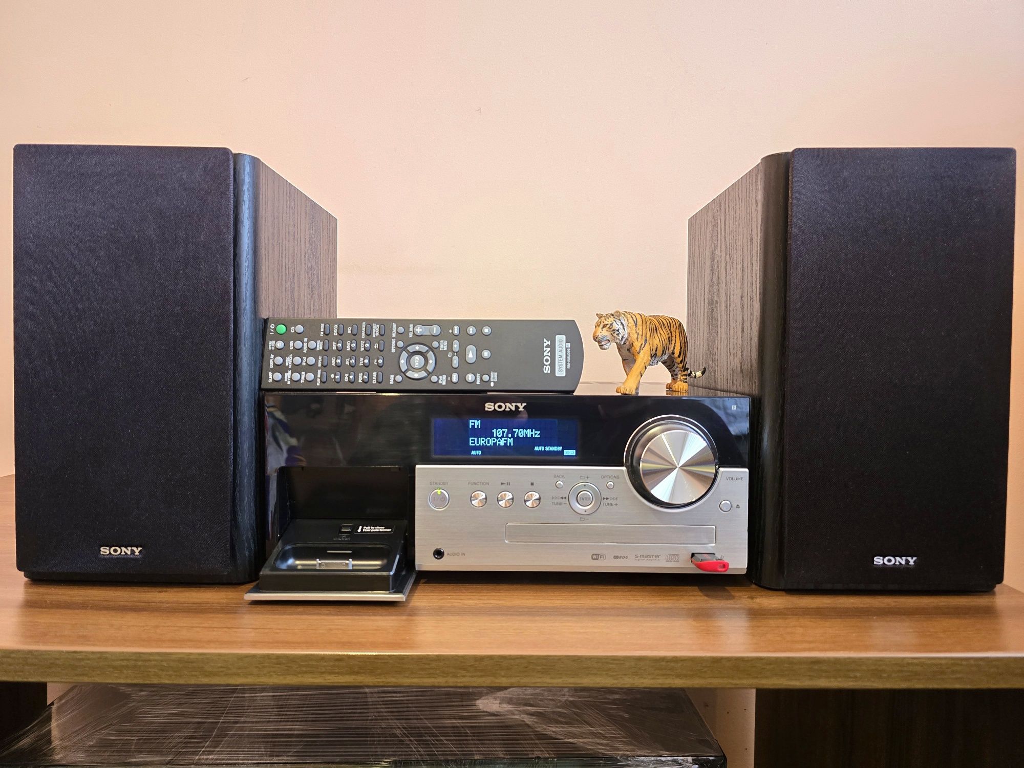 Sony CMT-MX700Ni. Capodoperă audio. Ca nou. Preț fix !