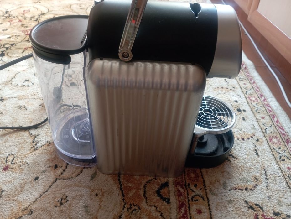 Кофемашина Nespresso