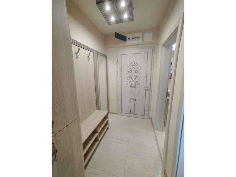 Продава се Двустаен апартамент в Варна, Цветен квартал - 63 кв.м за 2016 €/кв.м - Снимка #14