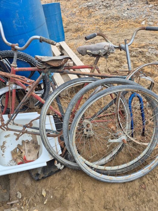 велики на запчаст