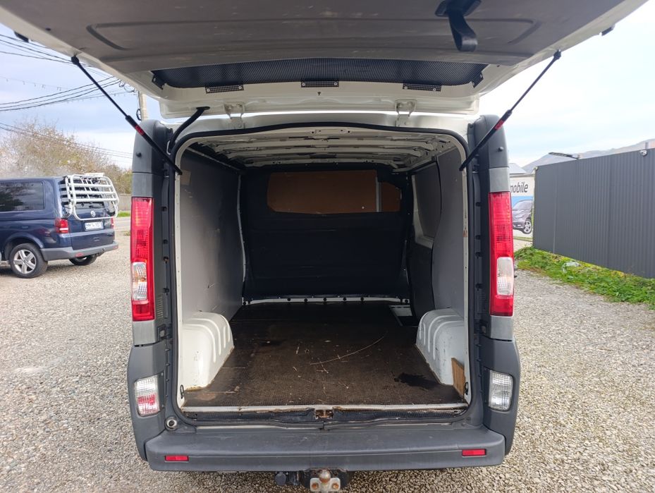 Renault Trafic 2.5 dci