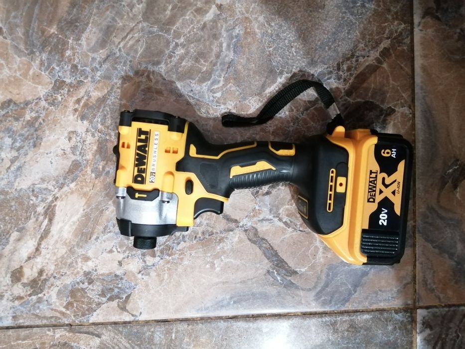 Autofiletanta impact Dewalt DCF860