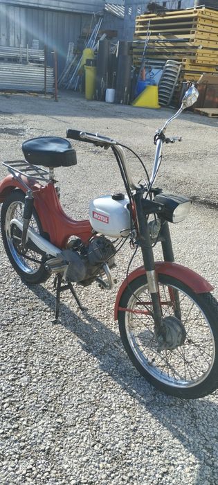 Педалетка Moto cuzzi