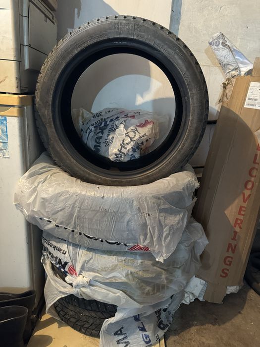 Шины на авто Туксон R19