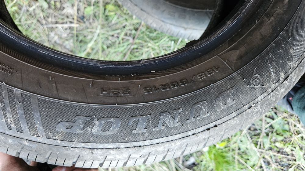 2бр гуми 185 65 15 дот 22 дънлоп