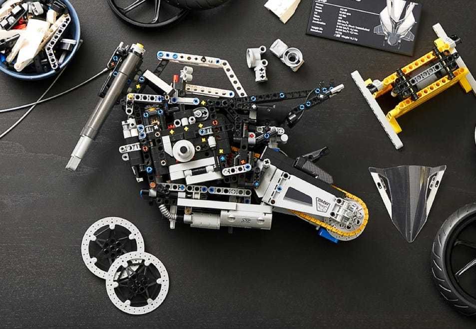 Lego Technic 342130 BMW M 1000 RR Оригинал