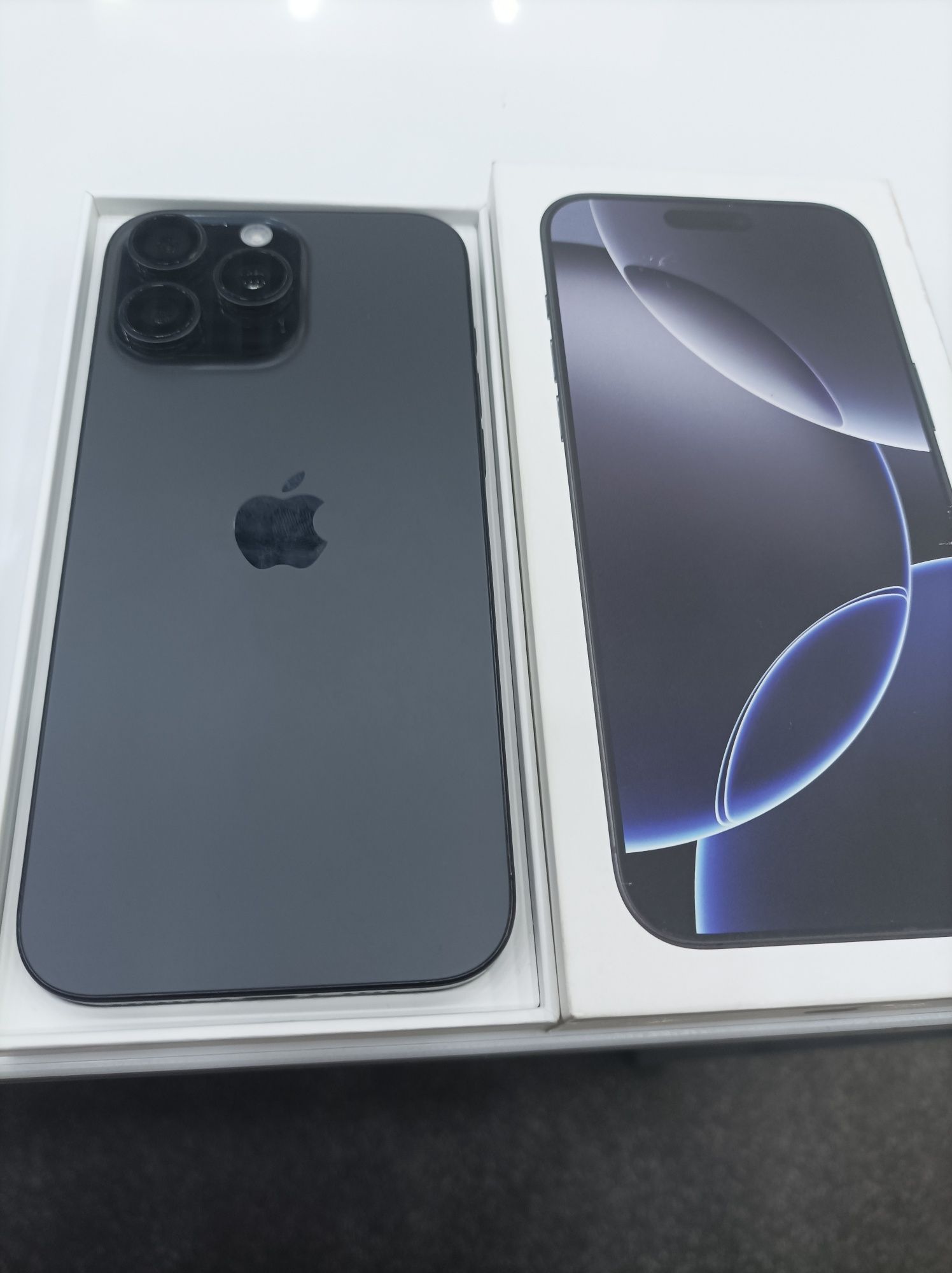 Iphone 16 Pro Max 256 94%