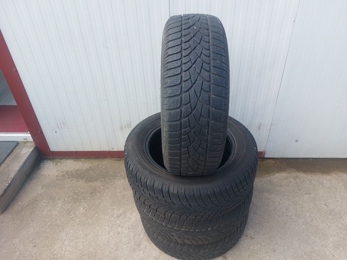 125 lei bucata! Set anvelope M+S/IARNA 205 60 16 Dunlop dot 2020