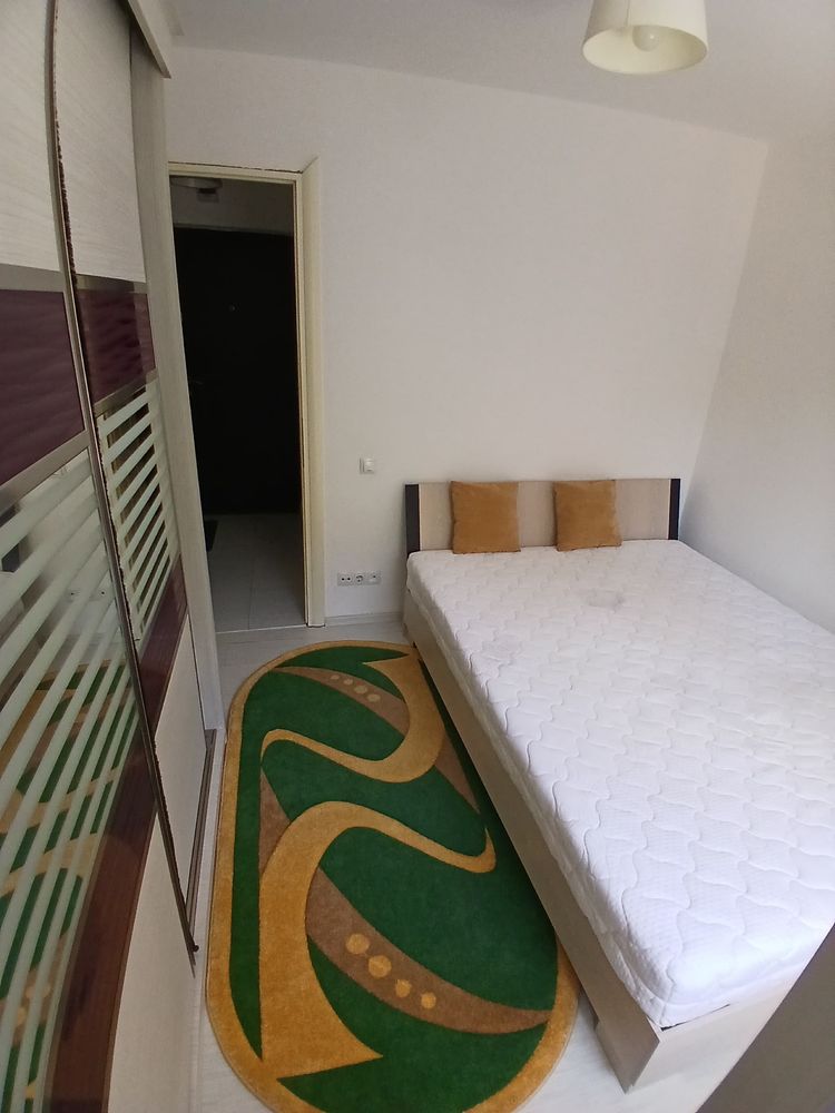 Proprietar inchiriez apartament 2 camere Mega mall