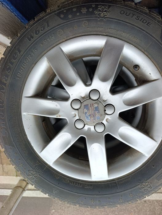 Зимни гуми с джанти 5/100/15 и гуми с размер 195/65/15