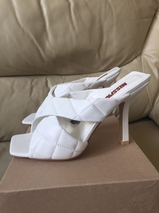 Дамски чехли