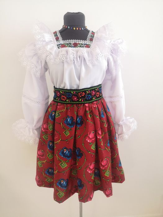 Costum popular pentru femei de Maramures,