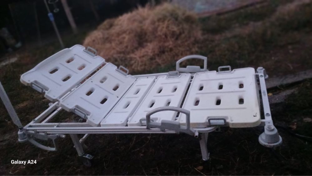 Медецинский диван