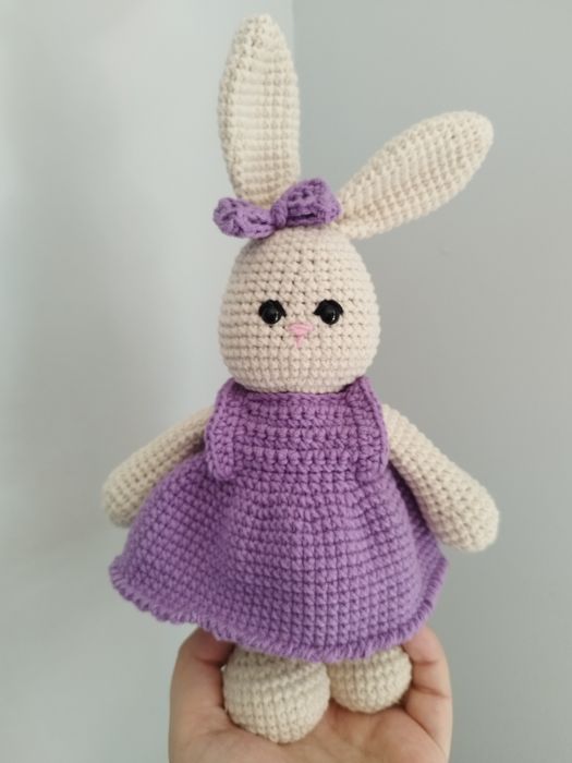 Плетено зайче на една кука