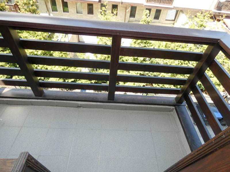 Дава се под наем Тристаен апартамент в Банско - 56 кв.м за 331.5 € - Снимка #2
