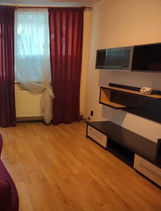 Închiriez apartament două camere centru Galați