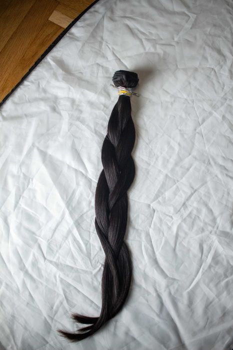 Естествени екстеншъни за коса 
Индийски произход
55 см. – 100 гр.