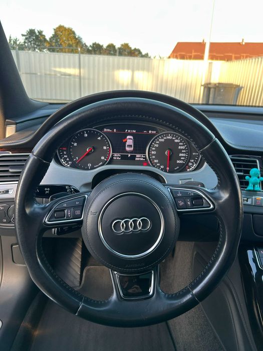 Audi A8 - MATRIX Led, Bose, Distronic,Semnalizare dinamica, piele