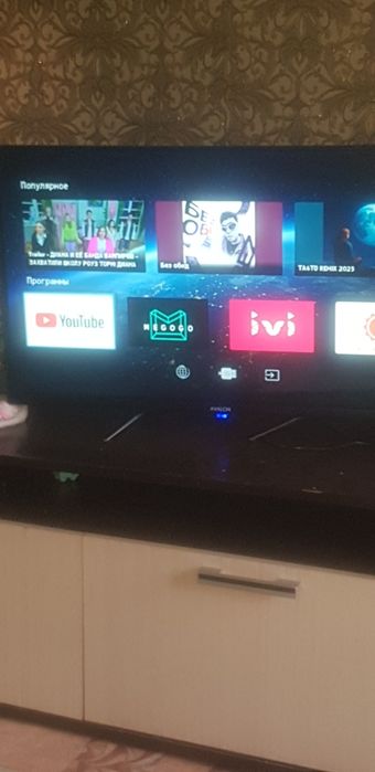 Срочно продам смарт телевизор