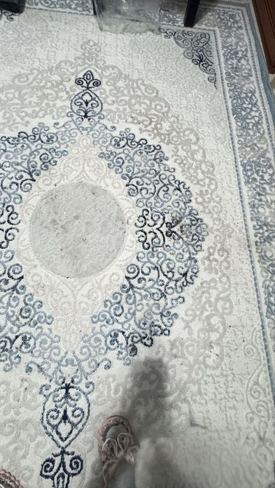 Коврик отдам 2 х3 за шоколад