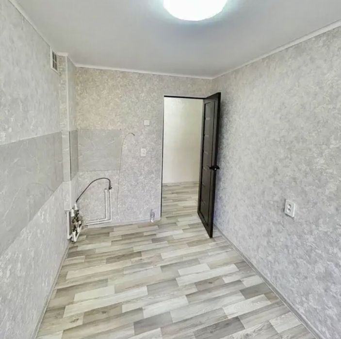 Самал 5 мкр двух улучшенн лоджия кирпич ремонт ДИАНА ЛИДЕР!