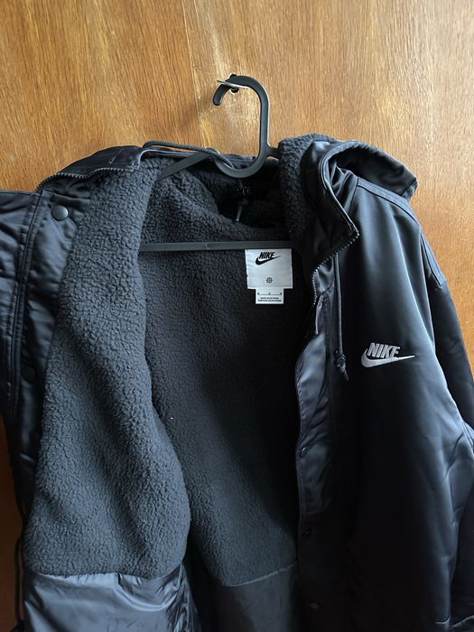 Чисто нови дрехи на Nike