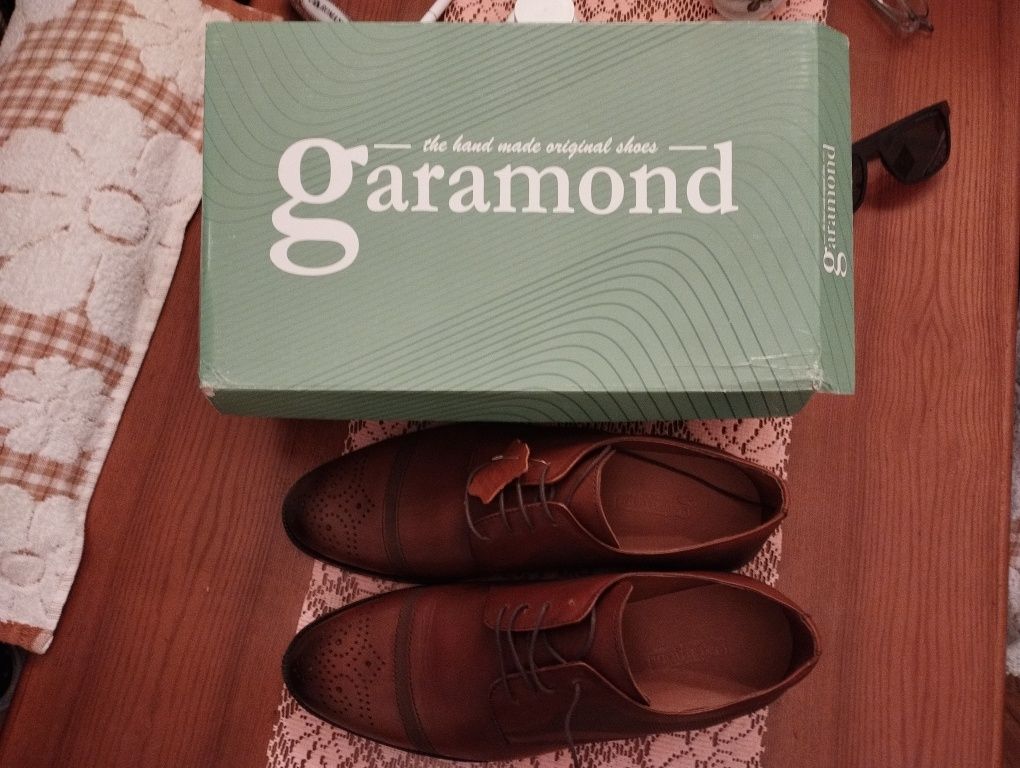 Туфли garamond кожаные новые