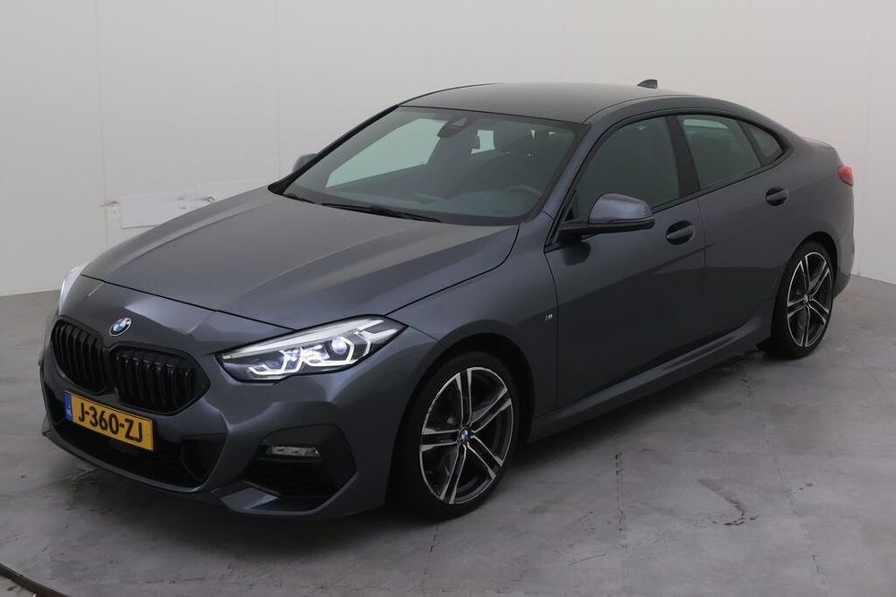 Seria 2 M-Pack*1.5benzina*Automat*încălzire scaune*cârlig*bord digital
