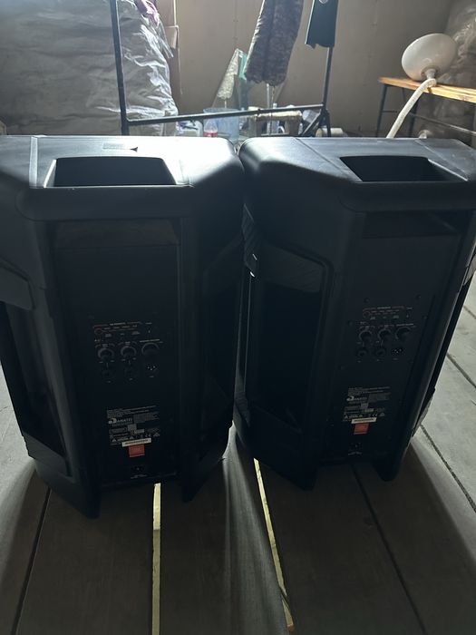 Колонкки JBL цена за шт