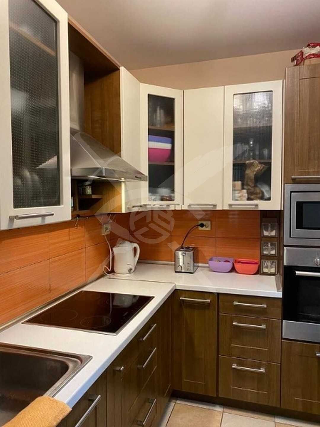 Тристаен апартамент в м-т Траката - 52280