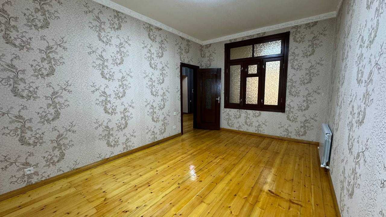 Маталка  2 хонали 2 қават ғиштли квартира сотилади.ID: 285648