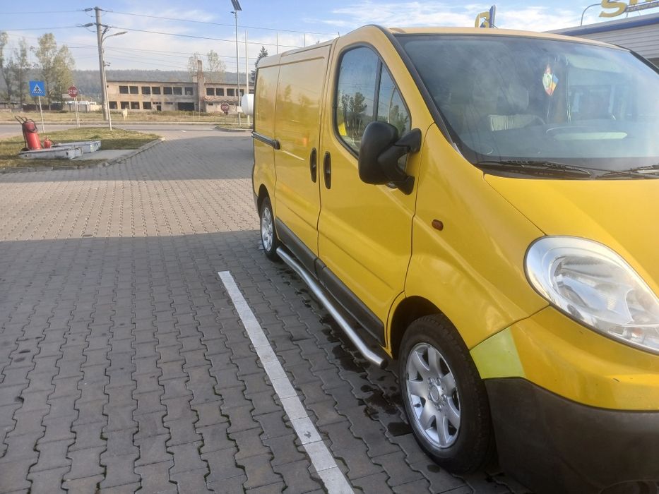 Opel vivaro af 2008 motor 2l