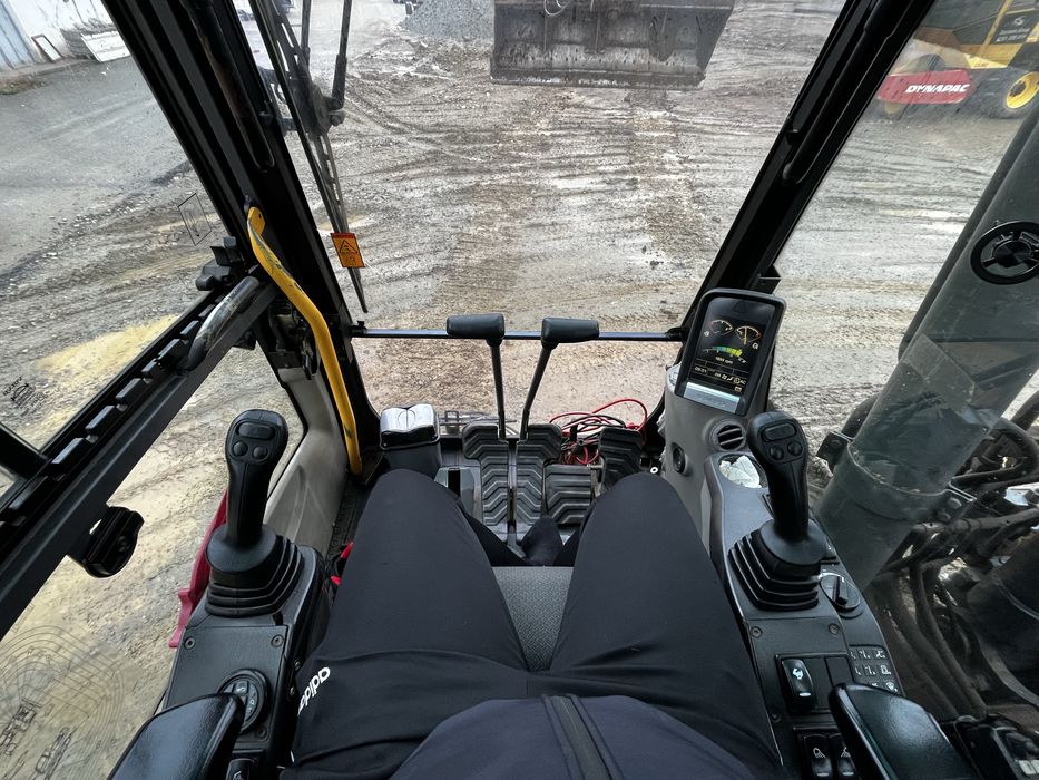Vand Volvo EC 180 CL