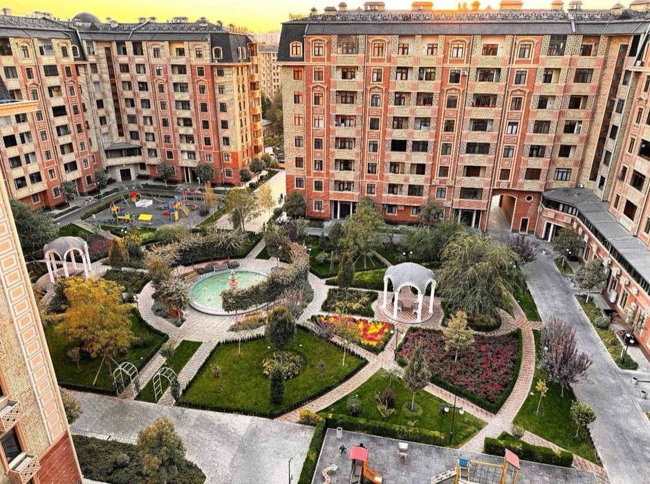 Parisien Продается 4 комнатная квартира ремонт дуплекс мост Мукимий