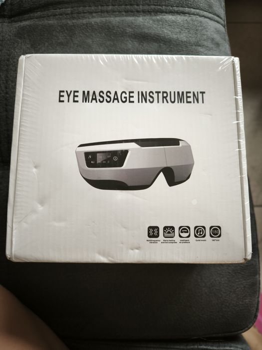 Масажор за очи с екран