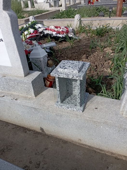 Morminte mozaic, marmura, granit