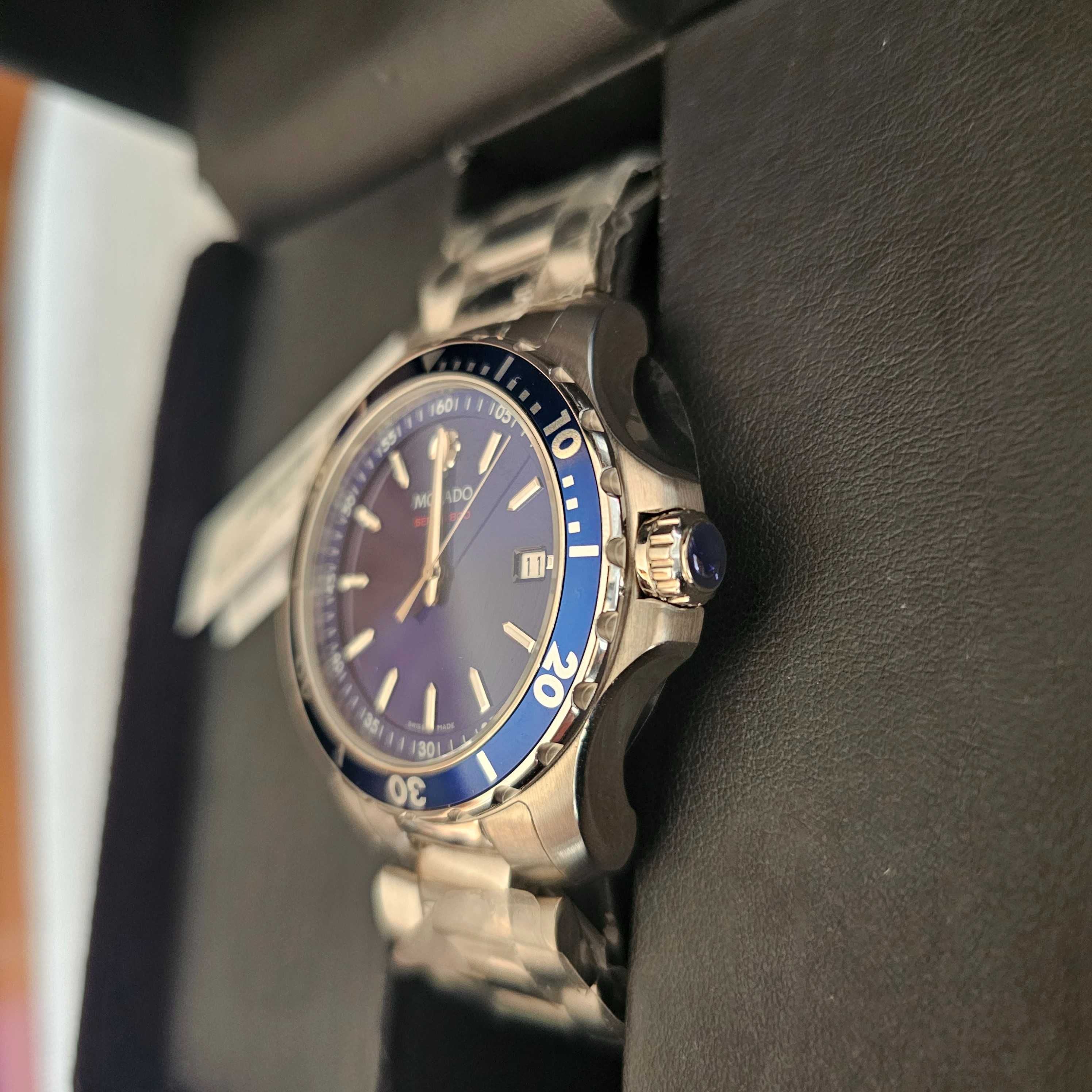 MOVADO серия 800 НОВ