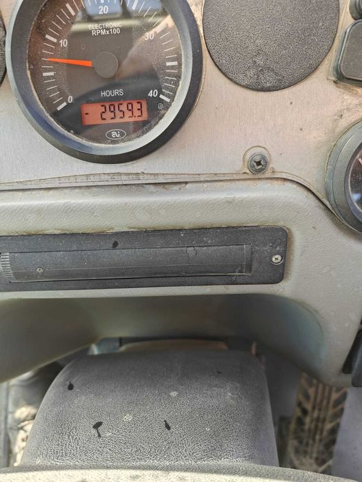 SCHAFFER incarcator frontal brat telescopic model 9330T, an 2012