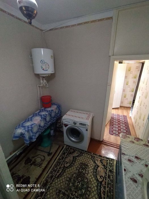 Квартира сотилади срочно Хон магазин олдида
