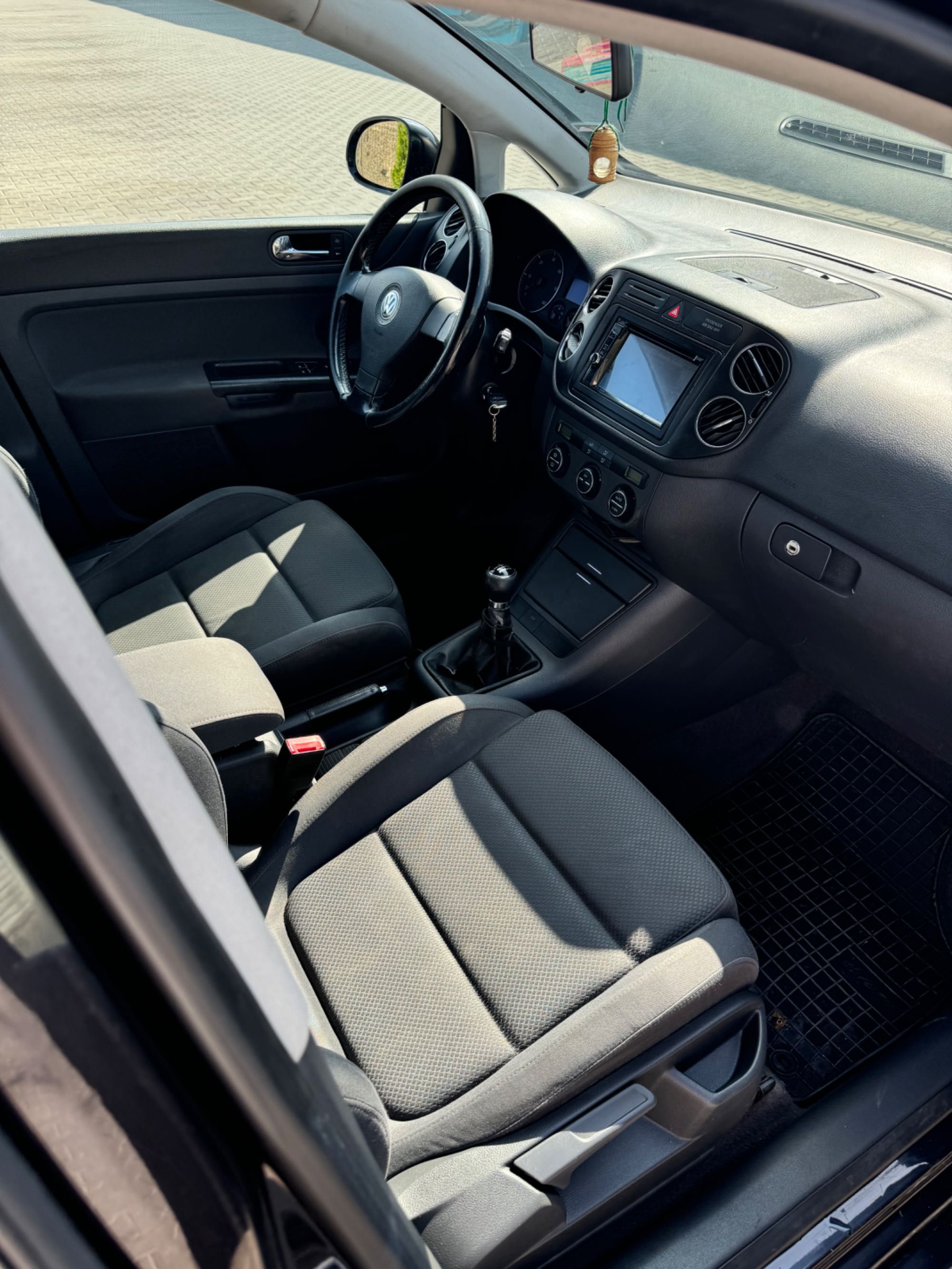 VW golf plus 2.0TDI 140K.C 6- скорости