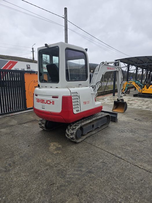 Vand miniexcavator Takeuchi TB135 3500Kg