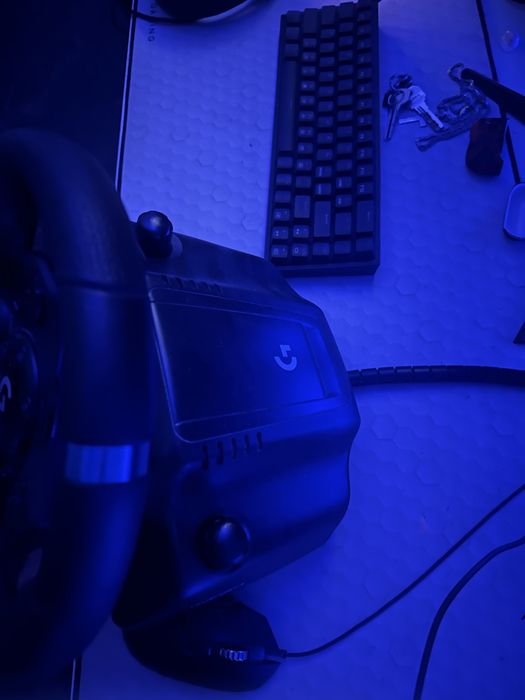 Volan logitech g923 ca nou