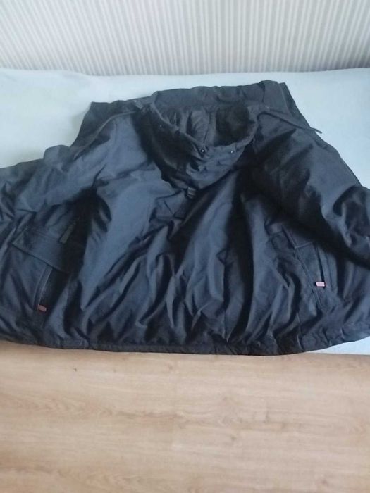 Продам куртку зимнюю