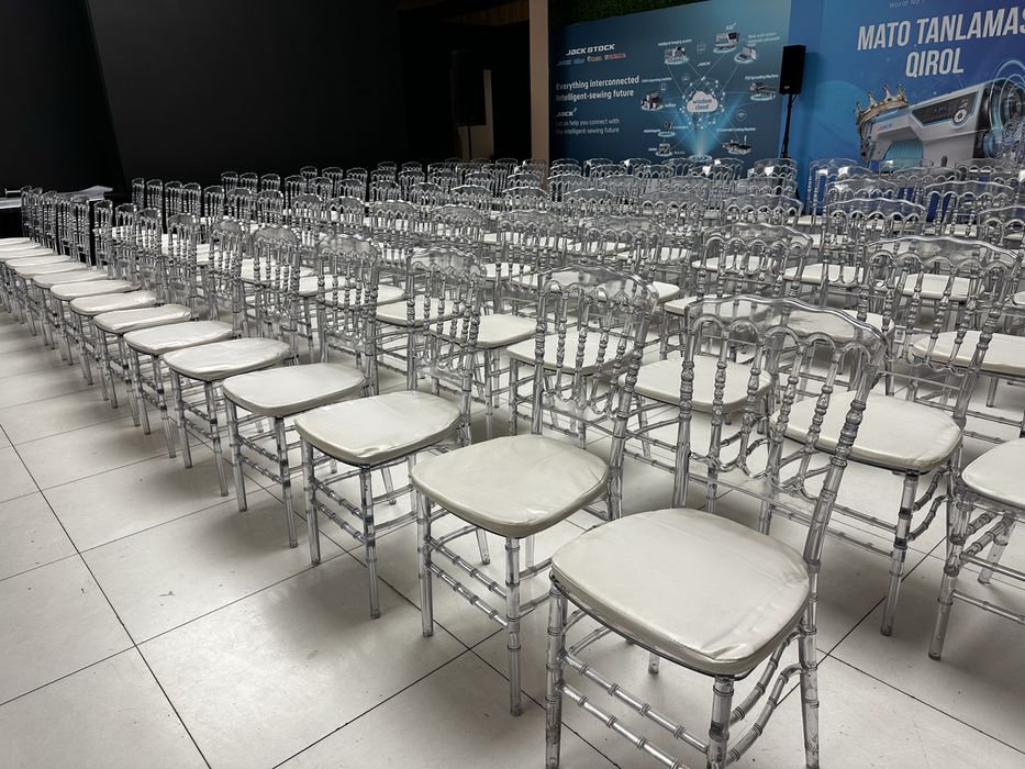 Prokat stul Prazrachni