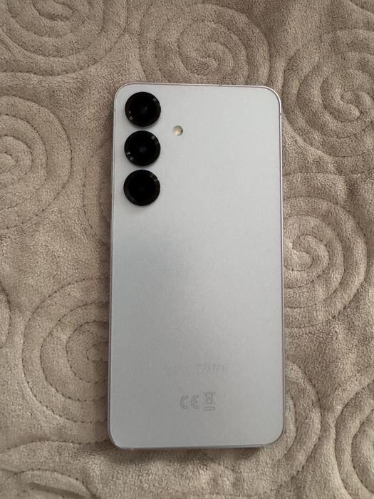 Samsung galaxy s25 256GB