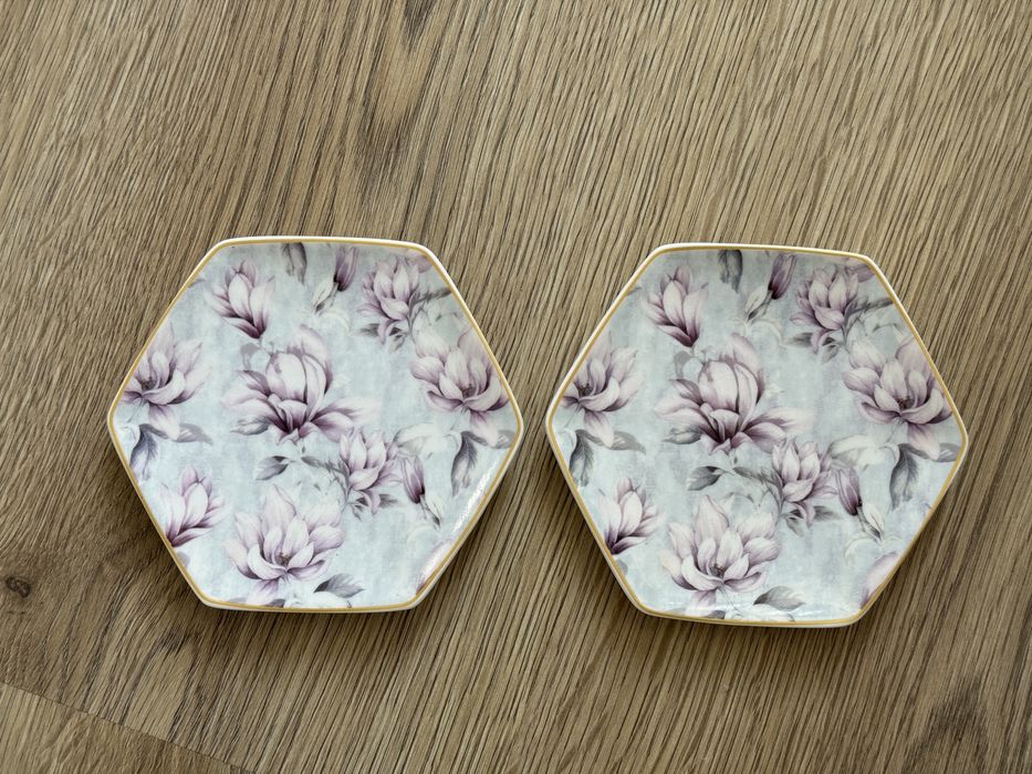 Чаши и чинийки за кафе, чай, топли напитки