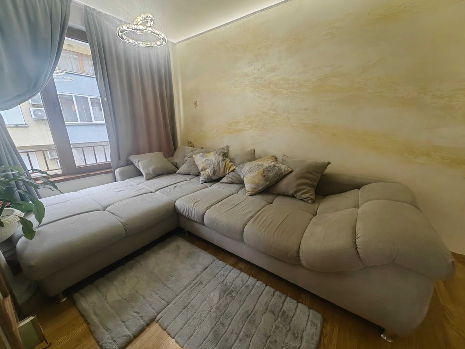 Голям ъглов диван-десен